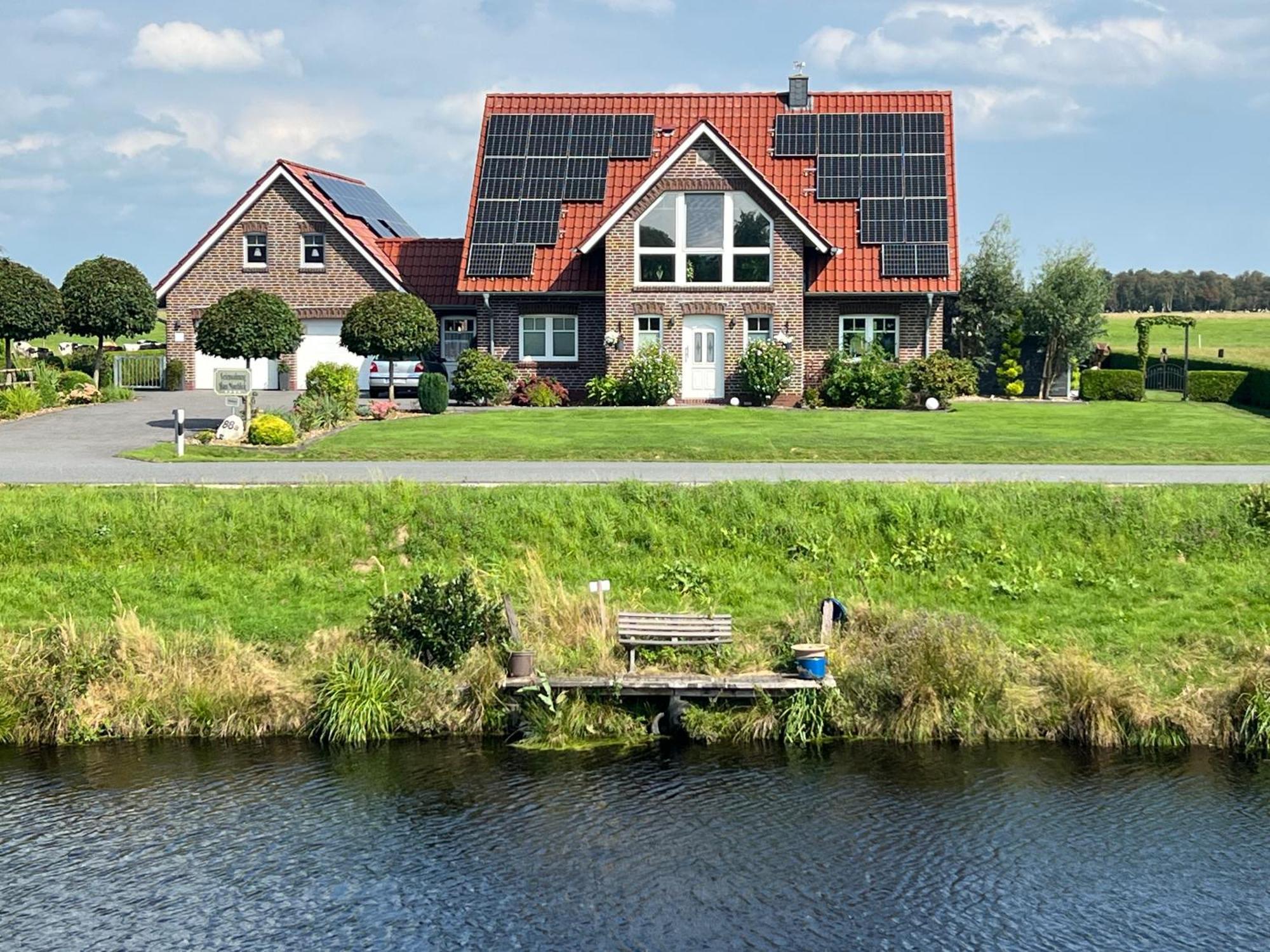 Ferienwohnung Haus Moorblick Mit Garten In Kanallage Wiesmoor Exteriér fotografie